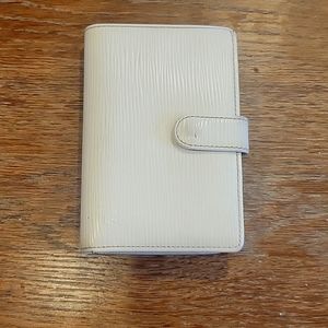 Authentic Louis Vuitton EPI Kisslock Wallet